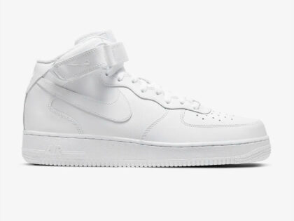 Nike Air Force 1 07 Mid white 105 euro